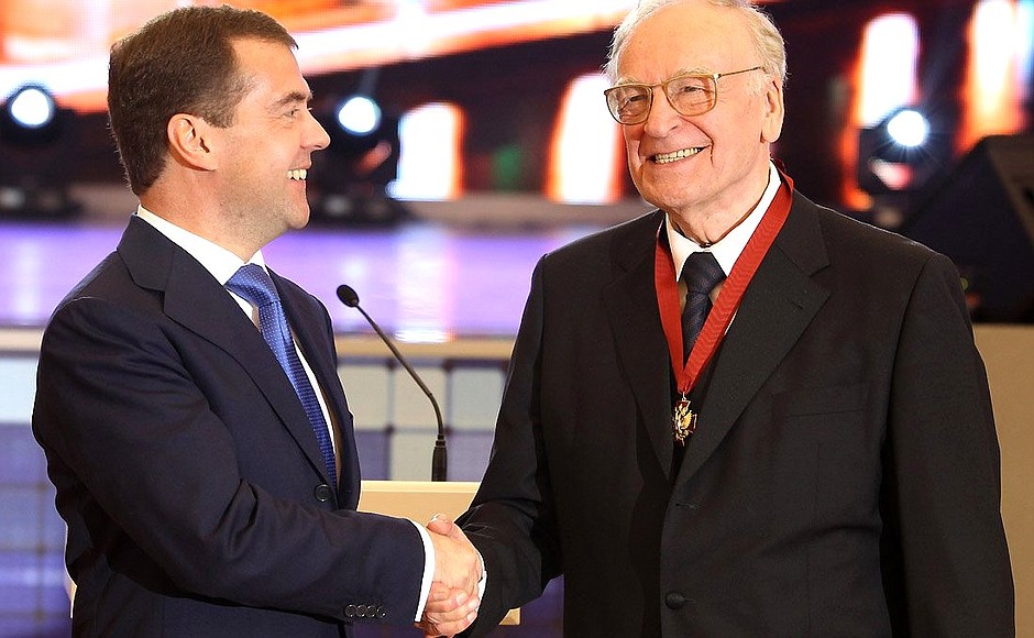 Igor Kirillov, the Soviet and Russian TV old-timer, was awarded the Order for Services to the Fatherland, III degree.