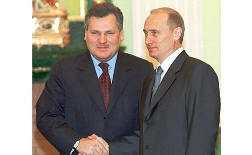 President Putin with Polish President Aleksander Kwasniewski.