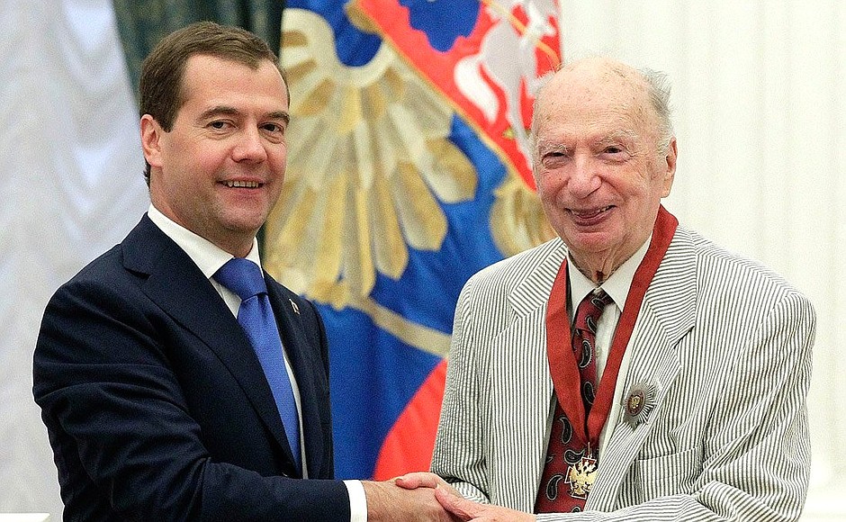 Presenting state decorations. Composer Oscar Feltsman was awarded the Order for Services to the Fatherland, II degree.