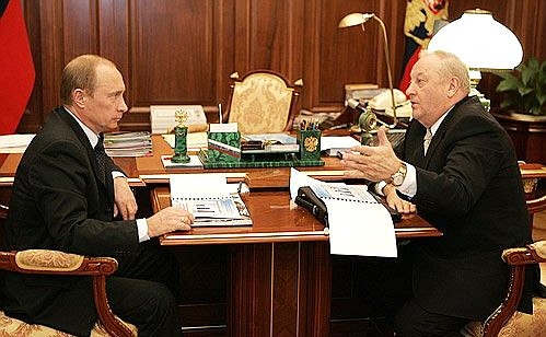 С губернатором Свердловской области Эдуардом Росселем.