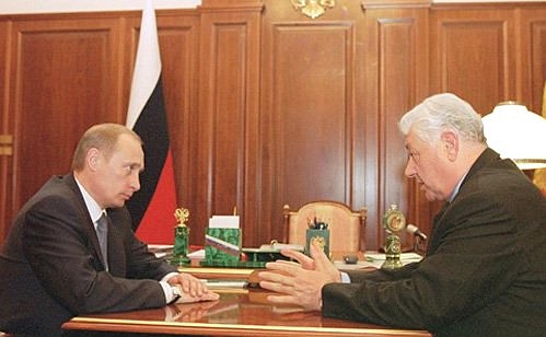 С Председателем Госсовета Дагестана Магомедали Магомедовым.