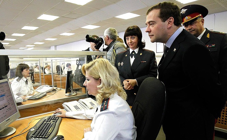 At the Moscow Interior Ministry Main Directorate’s operations room. Right: Head of the Moscow Interior Ministry Main Directorate Police Lieutenant-General Vladimir Kolokoltsev.