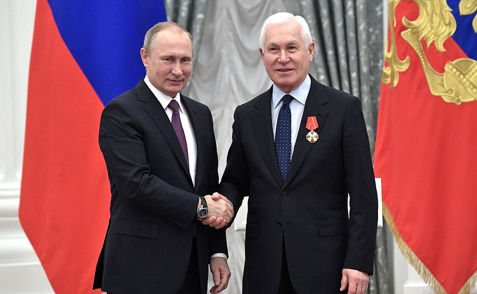 At a ceremony presenting state decorations. Valery Salygin, research director at the Moscow State Institute for International Relations (MGIMO) International Institute for Energy Policy and Diplomacy, was awarded the Order of Alexander Nevsky.