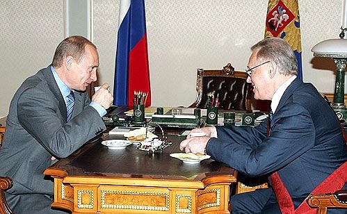 With President of the Russian Academy of Sciences Yury Osipov.