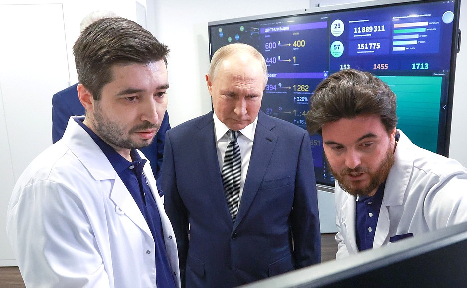 At the Centre for Diagnostics and Telemedicine Technologies. With radiologist Dmitry Bondarchuk (left) and the Centre’s Director Yury Vasilyev.