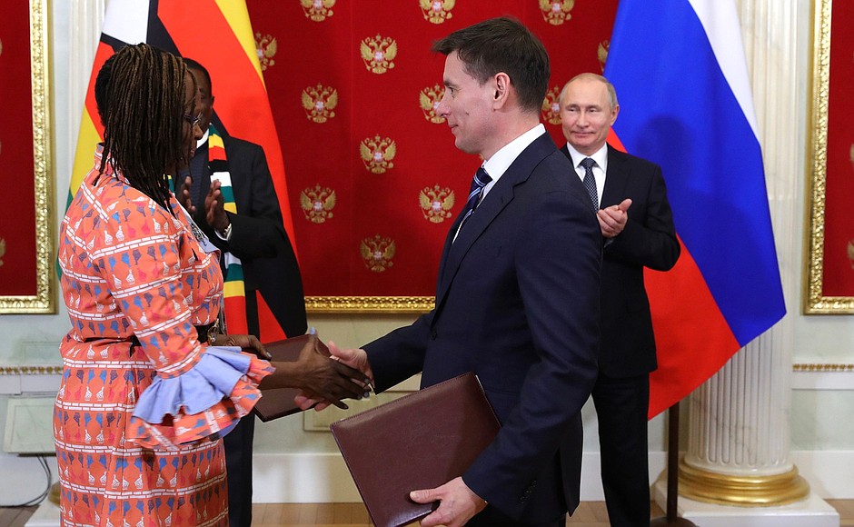 The ceremony for the exchange of documents signed during President of Zimbabwe Emmerson Mnangagwa’s official visit to Russia.