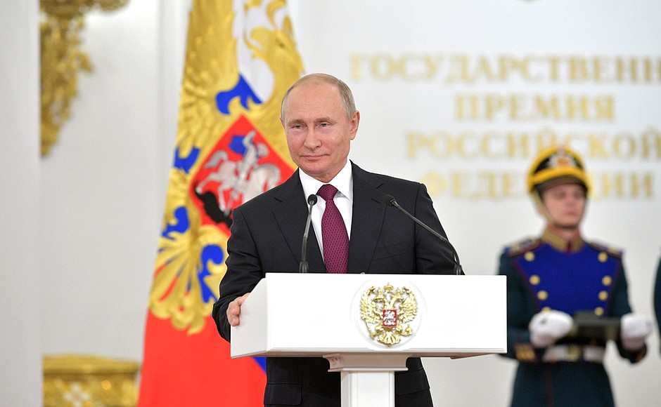 На церемонии вручения государственных премий Российской Федерации.