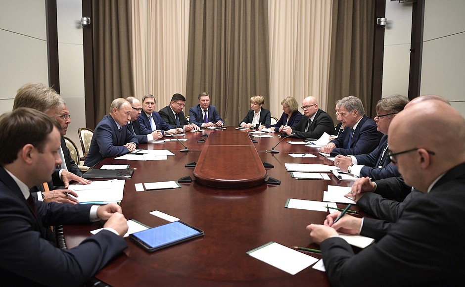 Переговоры с Президентом Финляндии Саули Ниинистё в расширенном составе.