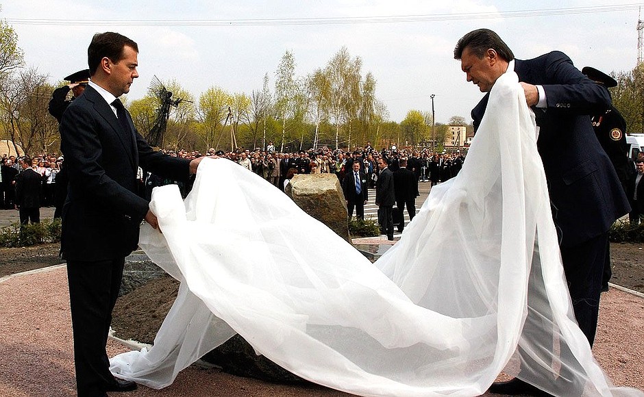 Presidents of Russia and Ukraine Dmitry Medvedev and Viktor Yanukovych take part in the ceremony of laying the first stone of the future memorial to the liquidators of the Chernobyl accident.