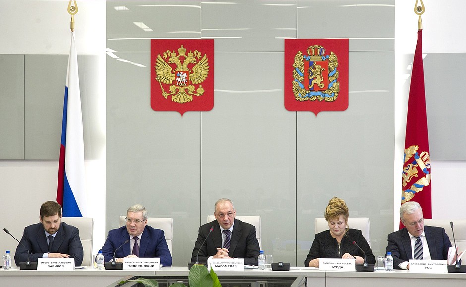Deputy Chief of Staff of the Presidential Executive Office Magomedsalam Magomedov attended a seminar meeting on the implementation of the state ethnic policy in the Siberian Federal District.