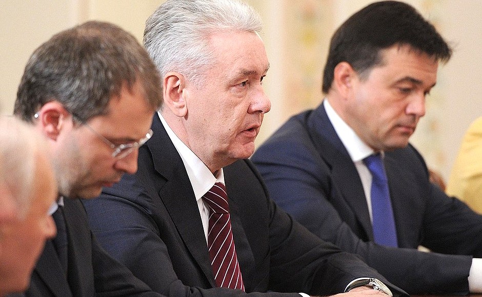 Meeting with elected Russian regional leaders. Left to right: elected Governor of Chukotka Autonomous Area Roman Kopin, elected Mayor of Moscow Sergei Sobyanin, and elected Governor of Moscow Region Andrei Vorobyov.