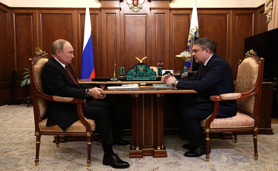 Встреча с временно исполняющим обязанности главы Луганской Народной Республики Леонидом Пасечником.
