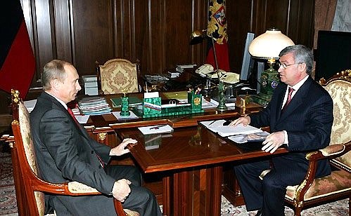 Meeting with the president of Transneft, Semyon Vainshtok.