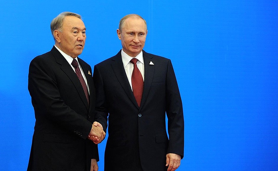 Arrival at the Supreme Eurasian Economic Council meeting. With President of Kazakhstan Nursultan Nazarbayev.