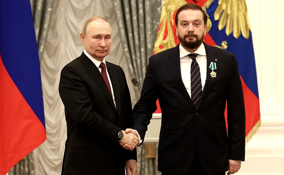 Ceremony for presenting state decorations. Director of Roscongress Foundation Alexander Stuglev was awarded the Order of Friendship.