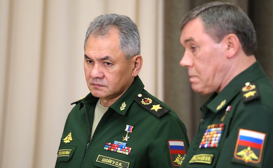 Defence Minister Sergei Shoigu (left) and Chief of the General Staff Valery Gerasimov before the meeting with Defence Ministry and defence industry senior officials and heads of ministries and regions.