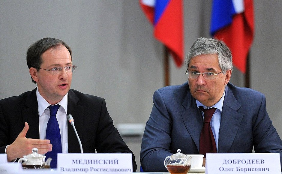 Culture Minister Vladimir Medinsky (left) and General Director of National Russian Television and Radio Broadcasting Company (VGTRK) Oleg Dobrodeyev at the meeting on Russian film industry development.