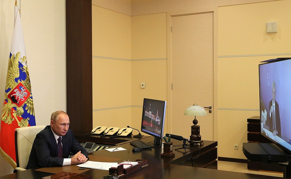 Meeting with Moscow Mayor Sergei Sobyanin (via videoconference).