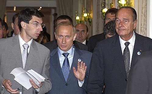 С Президентом Франции Жаком Шираком (на фото справа) перед началом рабочего завтрака участников саммита «Группы восьми».