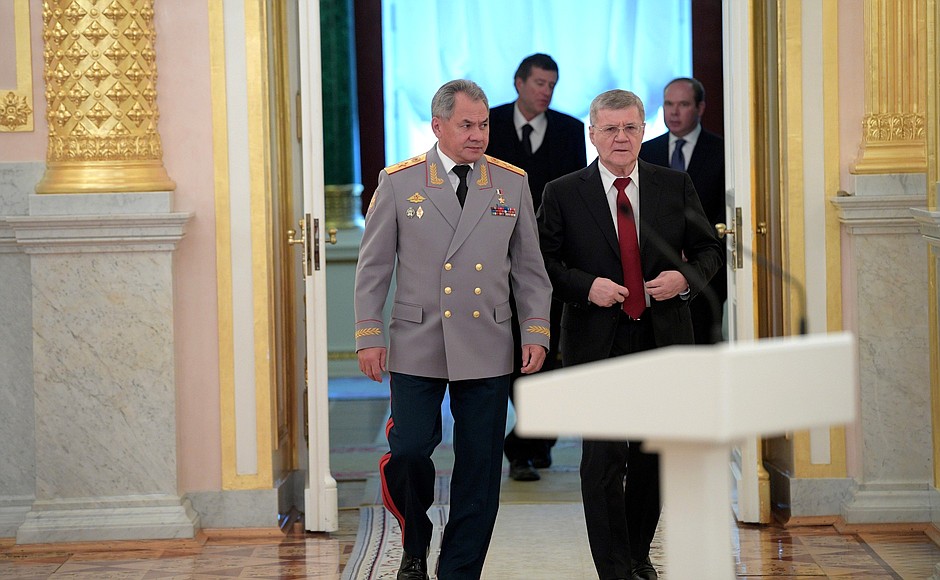 Defence Minister Sergei Shoigu, left, and Prosecutor General Yury Chaika before the ceremony to present senior officers and prosecutors appointed to higher positions.