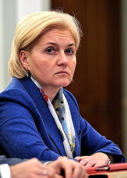 Deputy Prime Minister Olga Golodets at a meeting on implementing the 2011–2012 regional healthcare modernisation programmes.