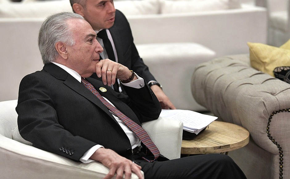 Президент Бразилии Мишел Темер перед началом саммита БРИКС.