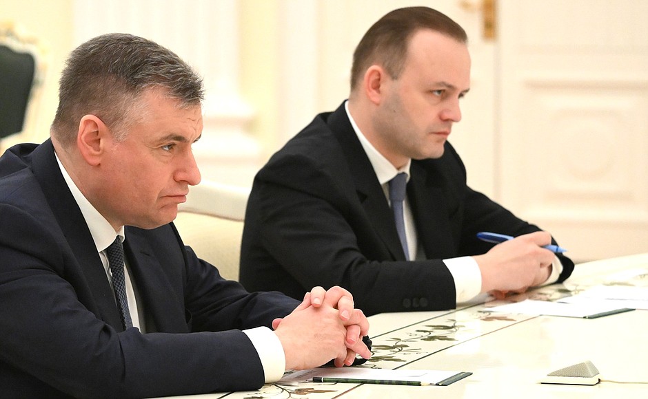 Leonid Slutsky (nominated by the LDPR party) and Vladislav Davankov (nominated by the New People party) at the meeting with candidates for post of Russian Federation President.