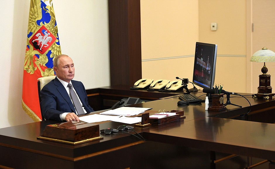 At the working meeting with Rostov Region Governor Vasily Golubev (via videoconference).