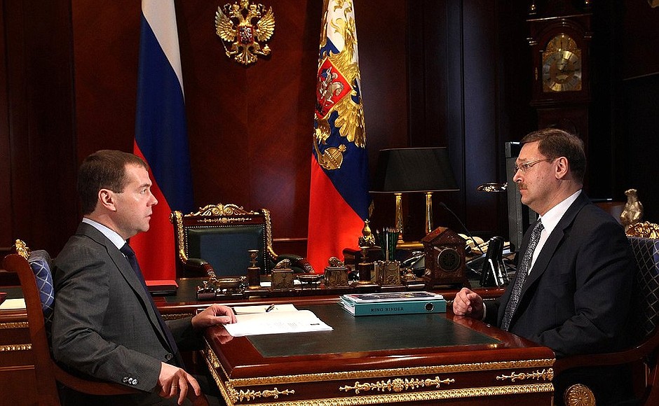 Дмитрий Медведев назначил Константина Косачева руководителем Россотрудничества и спецпредставителем Президента по делам СНГ.