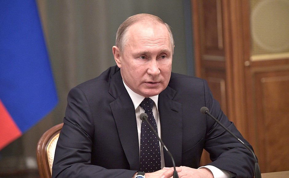 Vladimir Putin held a traditional meeting with Government members ahead of the New Year.