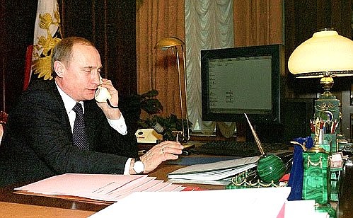 Во время телефонного разговора с Натальей Колесниковой.