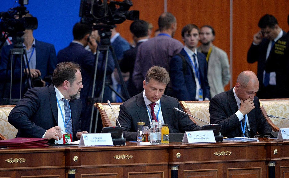 Before the 13th Russia-Kazakhstan Interregional Cooperation Forum. Left to right: Russia’s Natural Resources and Environment Minister Sergei Donskoy, Transport Minister Maxim Sokolov and Rosatom CEO Sergei Kiriyenko.