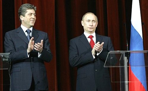 С Георгием Пырвановым на торжественной церемонии открытия Года России в Болгарии.