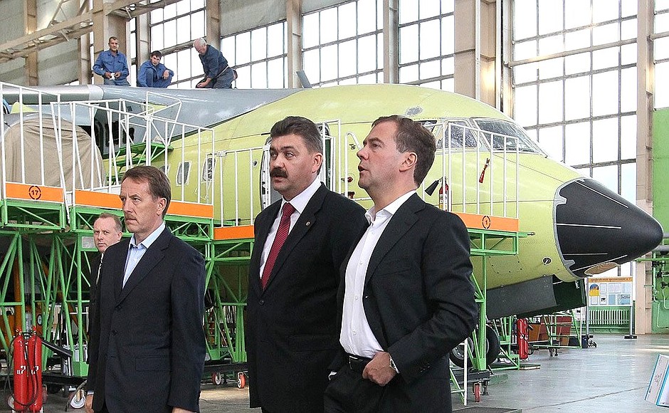 At the Voronezh Aircraft Manufacturing Plant. With Governor of Voronezh Region Alexei Gordeyev (right) and company CEO Vitaly Zubarev.