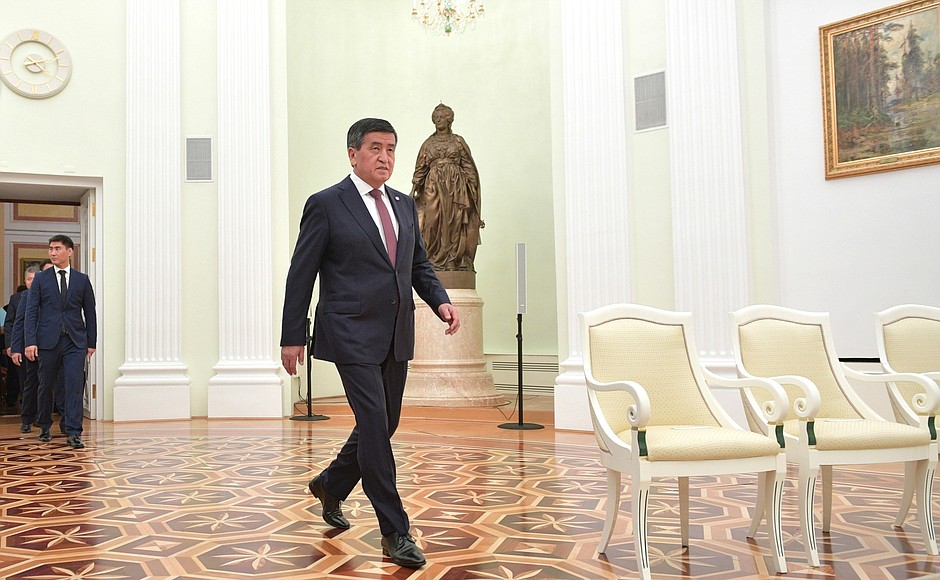 Президент Киргизской Республики Сооронбай Жээнбеков посетил Россию с кратким рабочим визитом.
