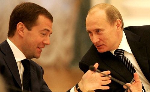 С избранным Президентом России Дмитрием Медведевым – на встрече с руководством Государственной Думы и лидерами фракций.