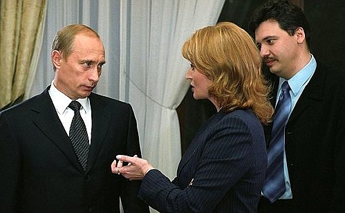 Владимир Путин дал интервью представителям средств массовой информации Санкт-Петербурга.