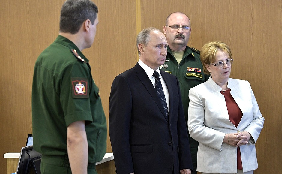 During a visit to the Multidisciplinary Clinic of the Kirov Military Medical Academy. With Healthcare Minister Veronika Skvortsova.