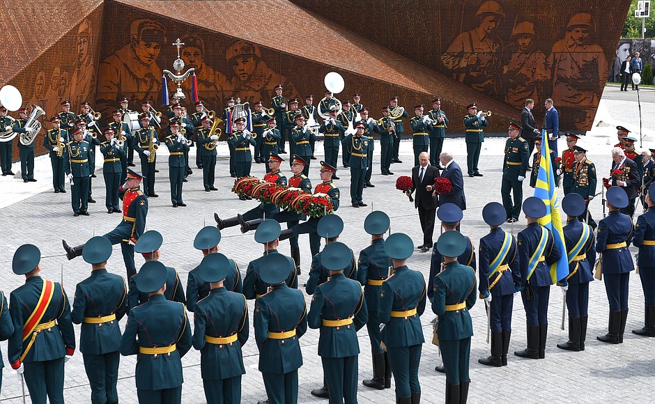 Ceremony to unveil the Rzhev Memorial to the Soviet Soldier.