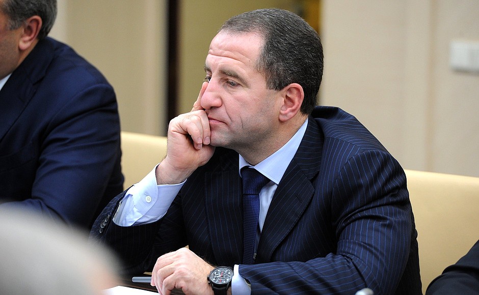 Полномочный представитель Президента в Приволжском федеральном округе Михаил Бабич перед началом заседания Совета Безопасности.