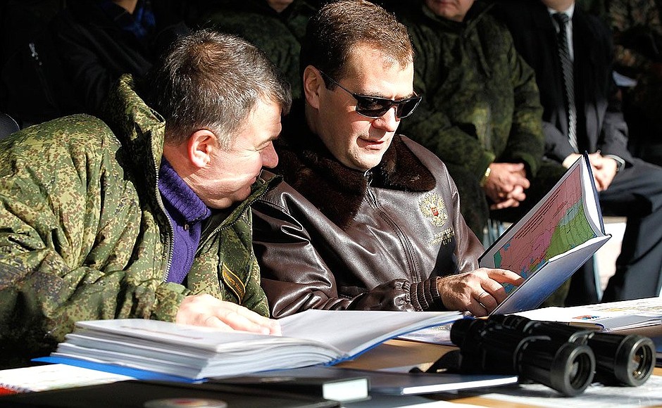 At the Chebarkul training ground, Dmitry Medvedev observed the final stage of the Centre-2011 strategic military exercises. With Defence Minister Anatoly Serdyukov.