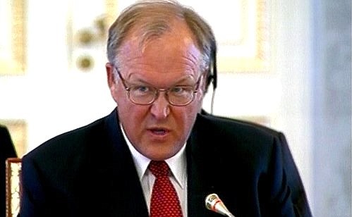 Премьер-министр Швеции Йоран Перссон на пленарном заседании встречи на высшем уровне Россия – Европейский союз.
