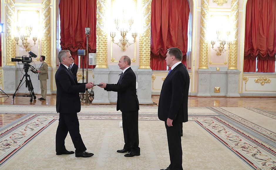 Letter of credence was presented to the President of Russia by Tovar da Silva Nunes (Federative Republic of Brazil).