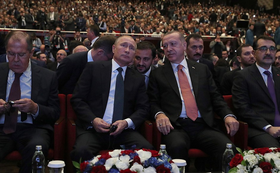 С Президентом Турции Реджепом Тайипом Эрдоганом на церемонии завершения строительства морского участка газопровода «Турецкий поток».
