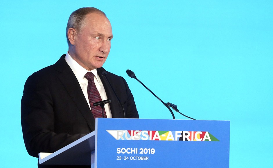 Vladimir Putin made a speech at the gala reception hosted on behalf of the President of the Russian Federation in honour of the participants in the Russia-Africa summit.