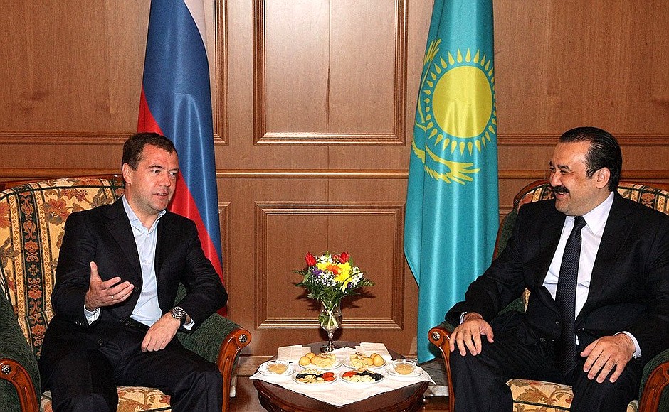 C премьер-министром Казахстана Каримом Масимовым.