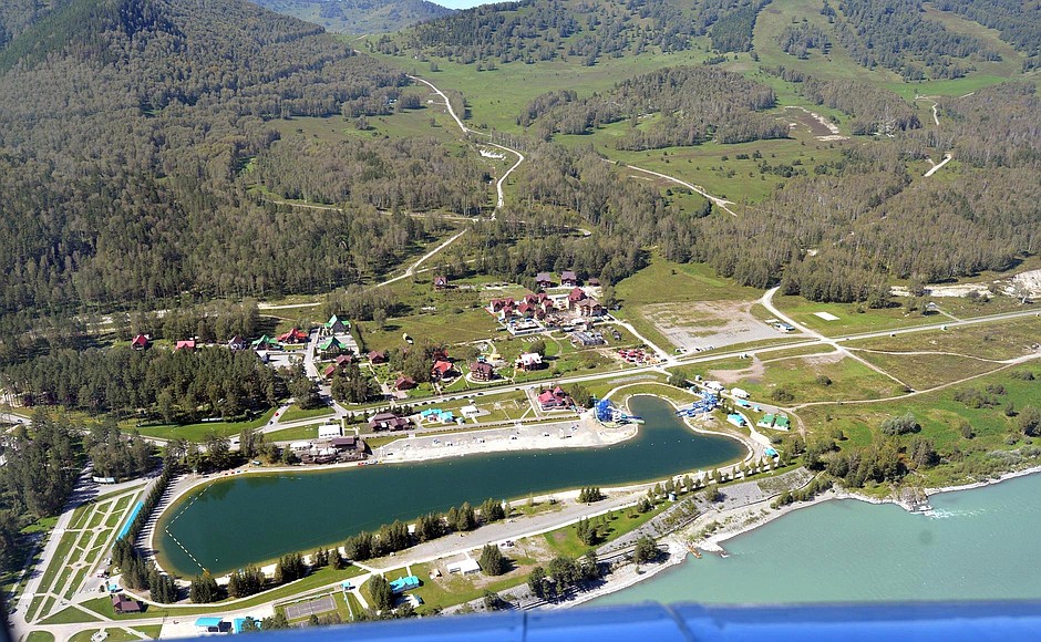 A view of the Belokurikha resort from a helicopter.