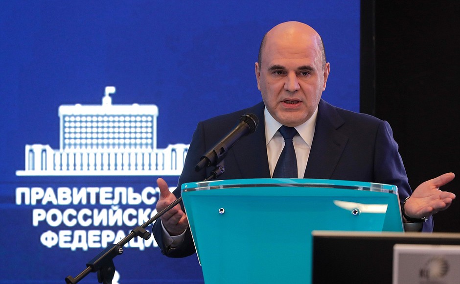 Prime Minister Mikhail Mishustin during a visit to the Government Coordination Centre.