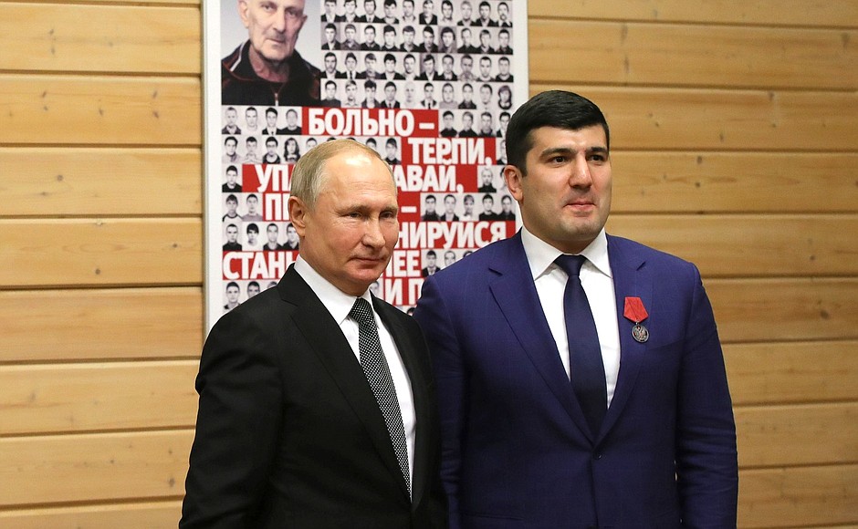 During a visit to the Turbostroitel Club, Vladimir Putin presented state awards to club athletes and former members. The athlete and instructor at the Turbostroitel Judo Club Tagir Khaibulayev was presented with the Order For Services to the Fatherland II degree.