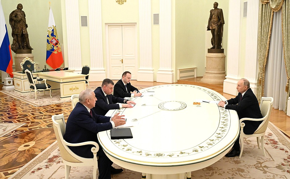 Meeting with candidates for post of Russian Federation President.